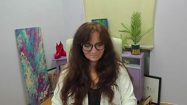 Alice xHeart online show from March 12, 9:44 am