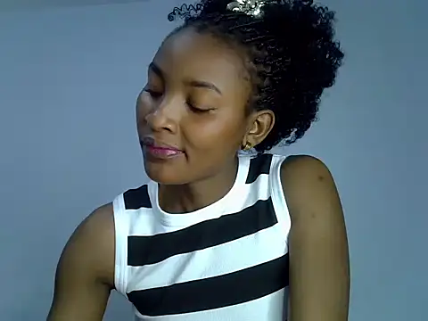 cute-alexis online show from September 13, 11:21 am