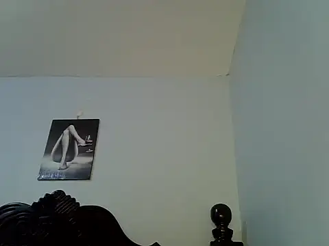 Snapshot of cute-alexis chatting on April 19, 9:52 am cute-alexis online show from April 19, 9:52 am