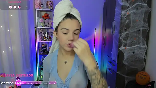 Layla castilloo online show from November 4, 3:33 pm