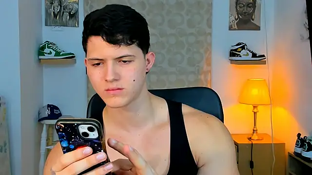 Hazzan Velez online show from January 26, 1:31 am