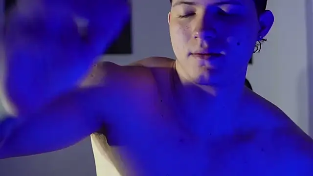 Hazzan Velez online show from December 17, 5:19 pm