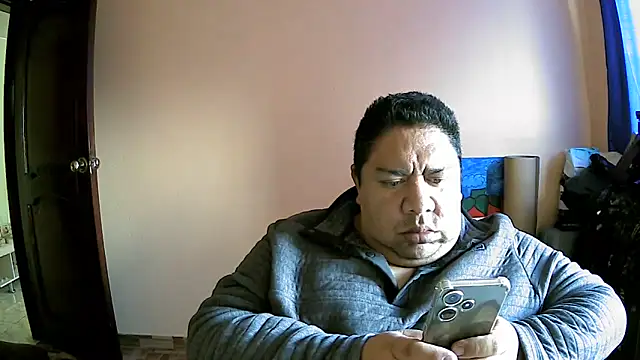 Snapshot of mateo-35audit chatting on June 27, 3:28 pm mateo-35audit online show from June 27, 3:28 pm