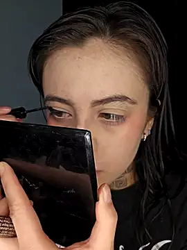 Snapshot of kaos_room chatting on March 6, 8:05 pm kaos room online show from March 6, 8:05 pm