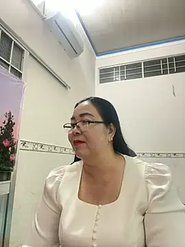 NDith online show from February 18, 12:17 pm