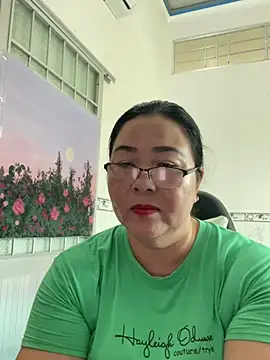 NDith online show from March 4, 3:33 am