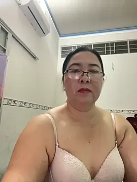 NDith online show from March 8, 2:40 pm