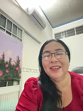 NDith online show from March 9, 2:21 pm