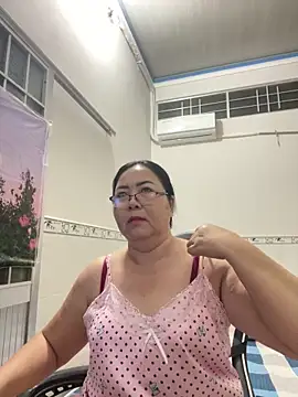 NDith online show from October 31, 9:27 pm