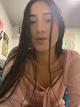 Snapshot of Amelie__88 chatting on March 10, 1:12 am Amelie 88 online show from March 10, 1:12 am