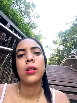 NAUGHTY LITTLE 18 online show from September 28, 9:09 pm