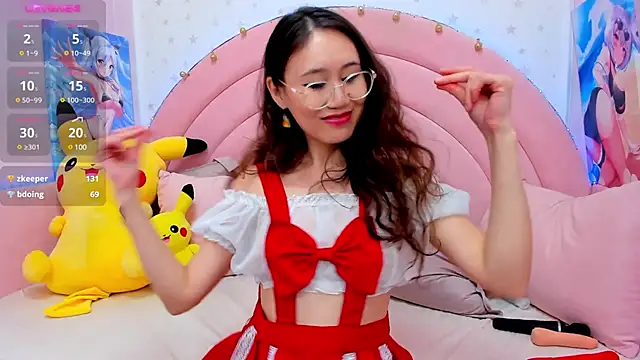 Nao  Chan  online show from February 8, 7:15 am