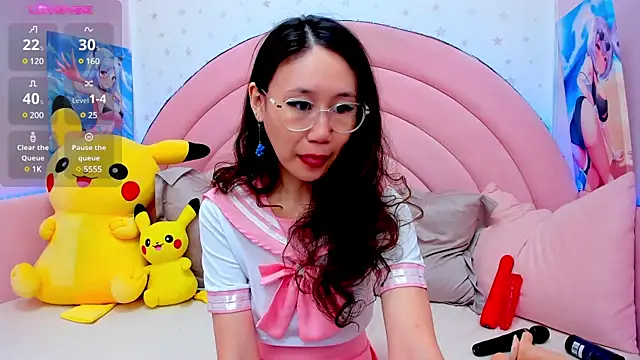 Nao  Chan  online show from March 10, 1:45 am