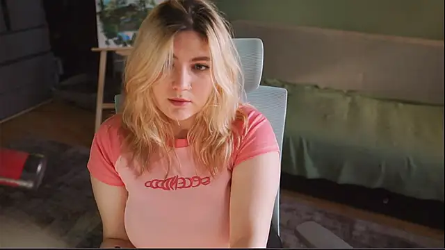 Xanthey online show from February 19, 12:11 pm