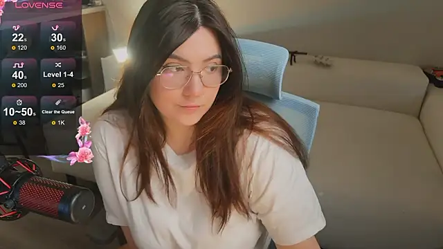 Xanthey online show from February 3, 8:41 am