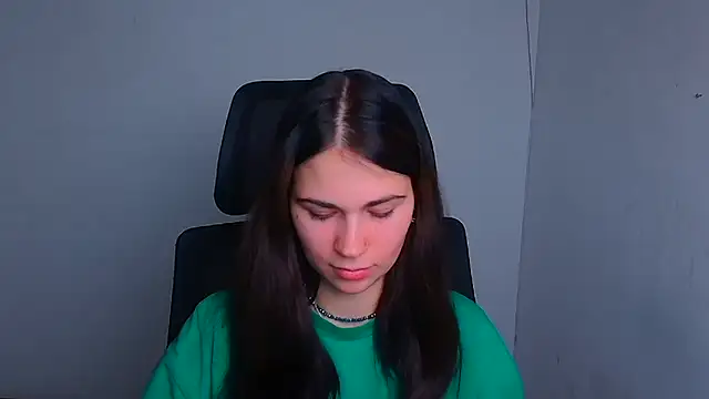 Loon Amore online show from December 5, 7:28 pm