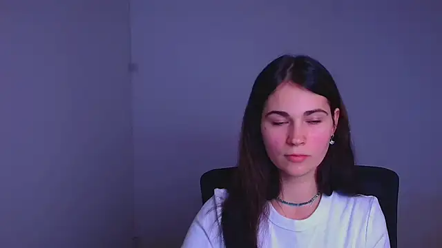 Loon Amore online show from December 17, 7:37 pm