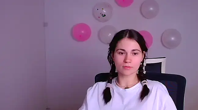 Loon Amore online show from February 16, 11:05 pm