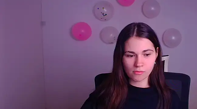 Loon Amore online show from February 19, 7:38 pm