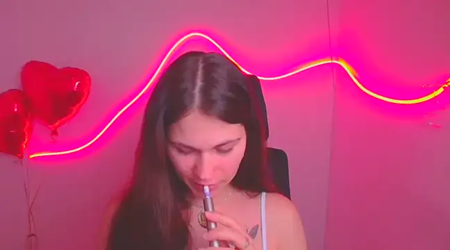 Loon Amore online show from February 27, 8:09 pm