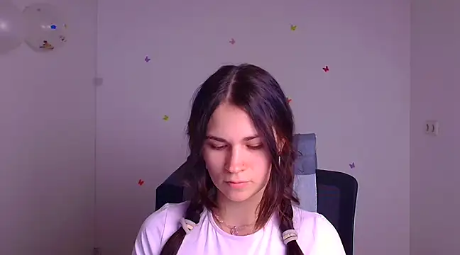 Loon Amore online show from March 2, 10:59 pm