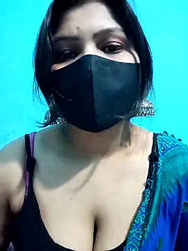 Snapshot of Priya-89 chatting on December 14, 6:35 am Priya-89 online show from December 14, 6:35 am