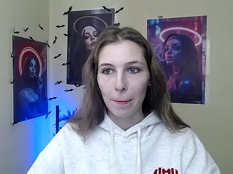 StrangerGi online show from November 14, 7:07 am