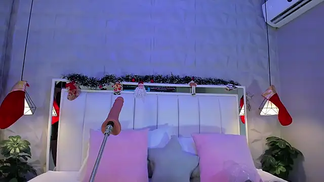 CailynBrowm online show from December 11, 3:24 am