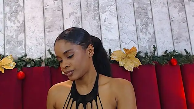 Snapshot of AngelinaBoss chatting on December 31, 1:47 am AngelinaBoss online show from December 31, 1:47 am