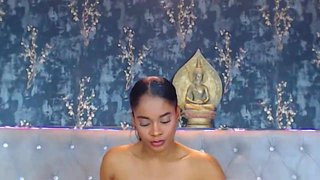 Snapshot of AngelinaBoss chatting on January 11, 10:40 pm AngelinaBoss online show from January 11, 10:40 pm