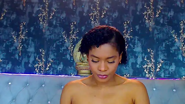 Snapshot of AngelinaBoss chatting on January 27, 7:46 pm AngelinaBoss online show from January 27, 7:46 pm