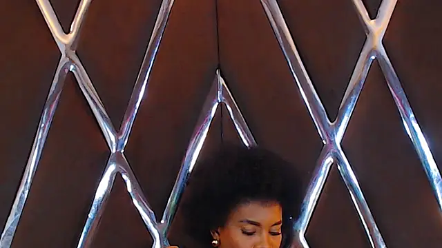 Snapshot of AngelinaBoss chatting on February 7, 11:03 pm AngelinaBoss online show from February 7, 11:03 pm