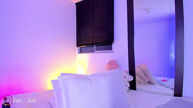 Snapshot of pau_live chatting on March 19, 7:34 am pau live online show from March 19, 7:34 am