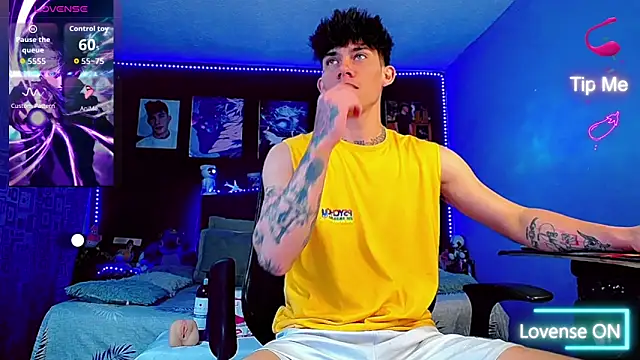 thiagomurphyy online show from September 14, 6:23 am