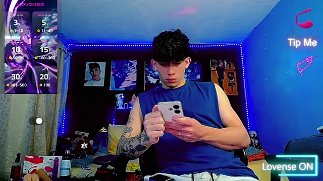 thiagomurphyy online show from November 9, 11:36 pm