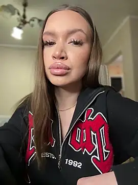 bunnyrich online show from February 13, 8:05 pm