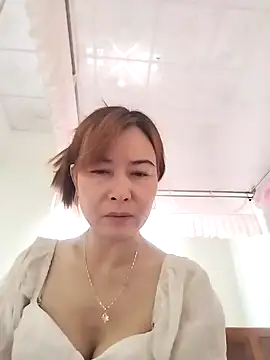 Sexy-ladyboobs20 online show from December 24, 2:10 am