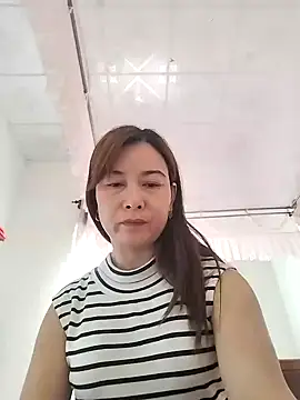 Sexy-ladyboobs20 online show from December 26, 5:04 am