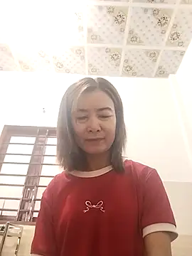 Sexy-ladyboobs20 online show from September 24, 12:58 am