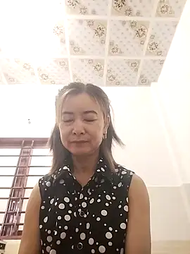 Sexy-ladyboobs20 online show from October 2, 1:01 am