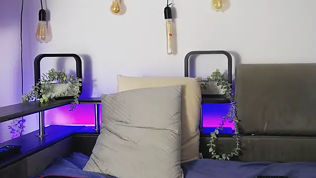 Snapshot of CarterCole chatting on January 31, 11:03 am CarterCole online show from January 31, 11:03 am