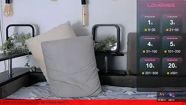 Snapshot of CarterCole chatting on February 21, 2:27 pm CarterCole online show from February 21, 2:27 pm