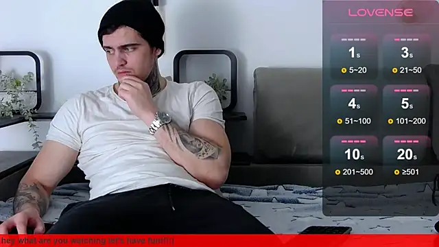 Snapshot of CarterCole chatting on February 22, 3:25 pm CarterCole online show from February 22, 3:25 pm