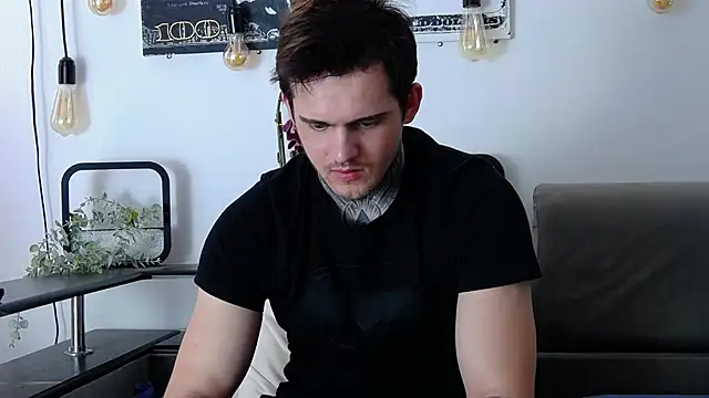 Snapshot of CarterCole chatting on March 1, 11:06 am CarterCole online show from March 1, 11:06 am