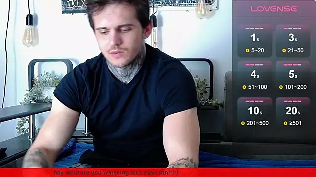 Snapshot of CarterCole chatting on March 10, 1:43 pm CarterCole online show from March 10, 1:43 pm