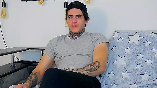 CarterCole online show from January 14, 11:16 am