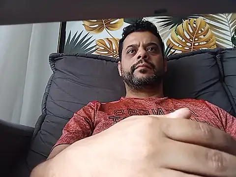 HornyBeachBoyBR online show from November 8, 1:55 pm