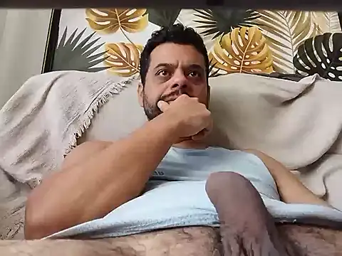 HornyBeachBoyBR online show from November 12, 1:55 pm