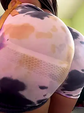 izanmiller2001 online show from October 2, 6:48 pm