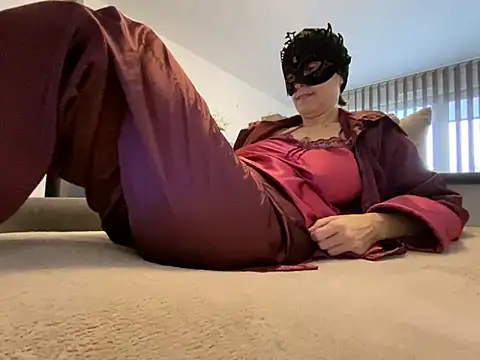 Snapshot of Marilou1983 chatting on February 1, 2:02 pm Marilou1983 online show from February 1, 2:02 pm